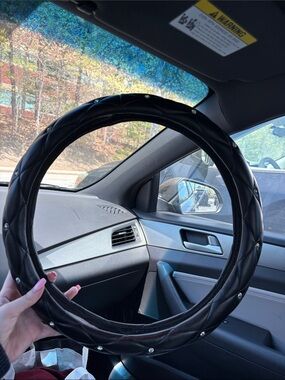 Black Quilted Steering Wheel Cover with Stud Accents - Unbranded